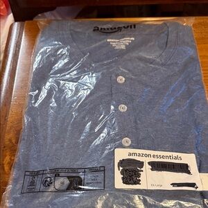 Amazon Essentials Men's Casual Blue Shirt